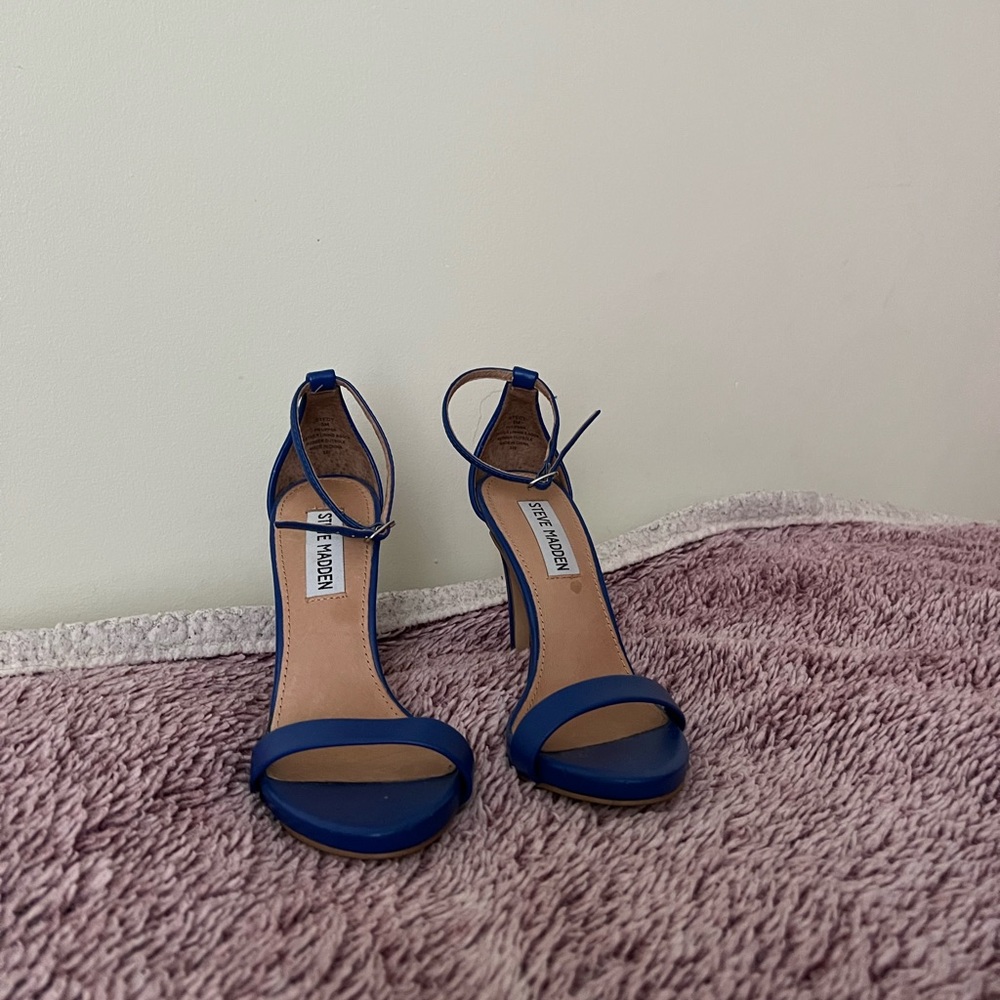 Steve Madden Blue Heels Size 5